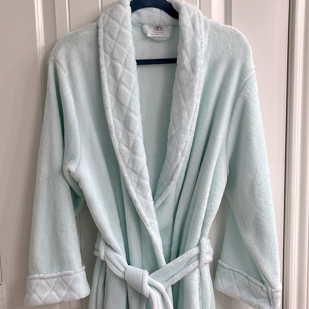 Light Blue Quilted Robe - Picture 3 of 5